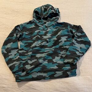 Lululemon Women Camouflage Hoodie Sweater size 6